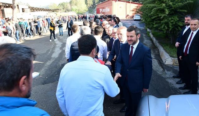 Başkan Özkan Çetinkaya, personellerle bayramlaştı