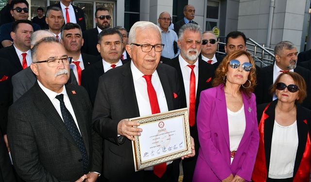 6'ncı kez Belediye Başkanı seçilen Başkan Halil Posbıyık mazbatasını aldı