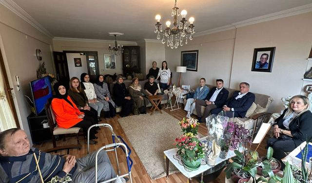Milletvekili Saffet Bozkurt’tan şehit annelerine ziyaret