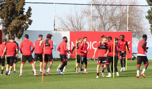 Fenerbahçe için puan veya puanlar almak için sahada var olacağız
