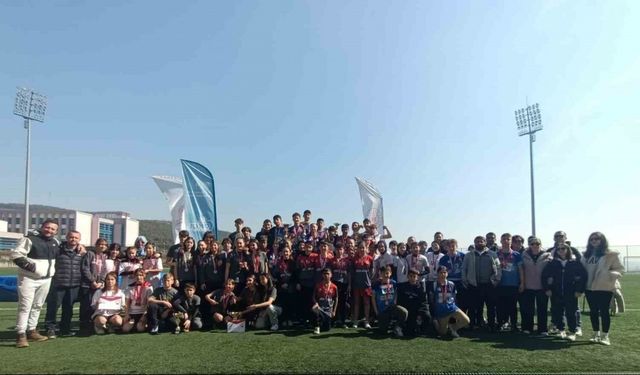 Birinci olmak için koştular