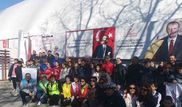 Okul sporları tenis yıldızlar grup maçları başladı