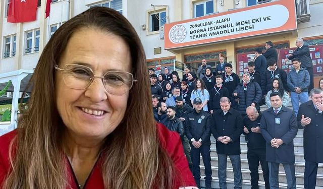 Gözyaşları sel oldu: Son dersinde öğrencilerine veda etti