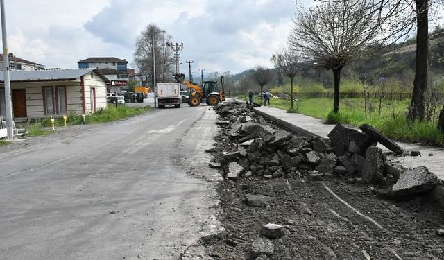 Pazaryeri yolunda çalışmalar başladı