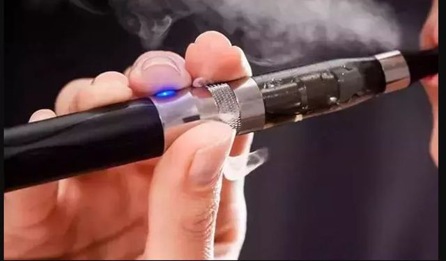 Elektronik sigara, 'sigaraya atlama taşı görevi' üstleniyor