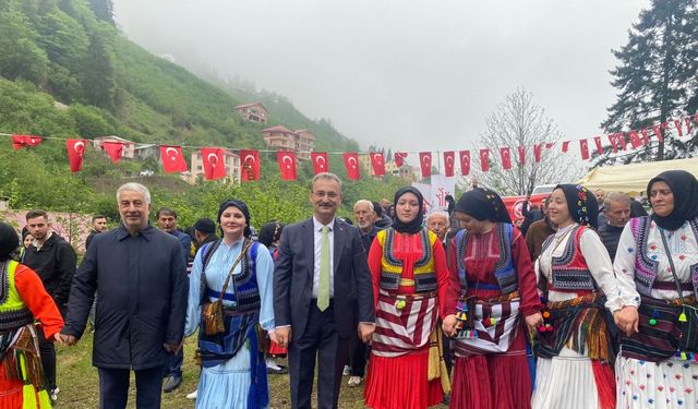 Geleneksel 'Acısu Hıdırellez ve Bahar Bayramı Şenliği' kutlandı