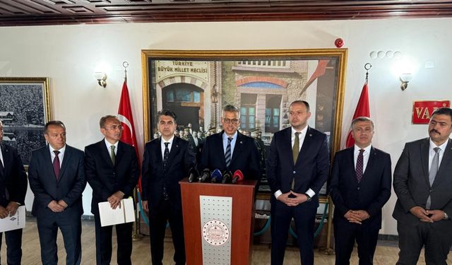 "Dost, kardeş ülkelere de destek verdiğimiz bir sağlık hizmeti sunuyoruz"