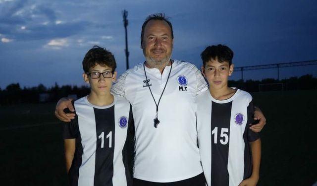 Messi ve Ronaldo hayaliyle sahaya çıkıyorlar