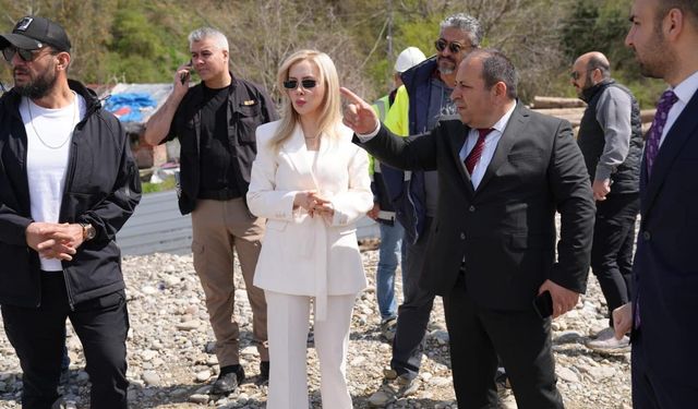 Tenis Kortu Projesi’nde ilk adım: Kaymakam Rüveyda Şıktaş sahada inceleme yaptı