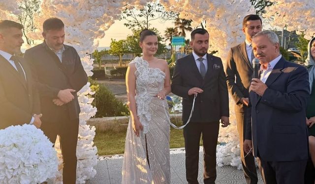 Ozan Aşkar ve Merve Besiray Türkmen nişan yüzüklerini taktı