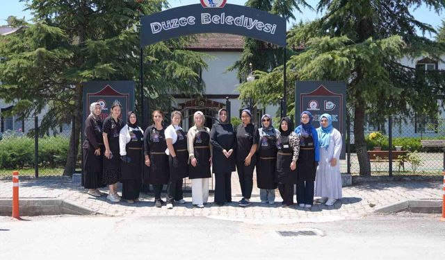 Hem öğreniyor hem eğleniyorlar