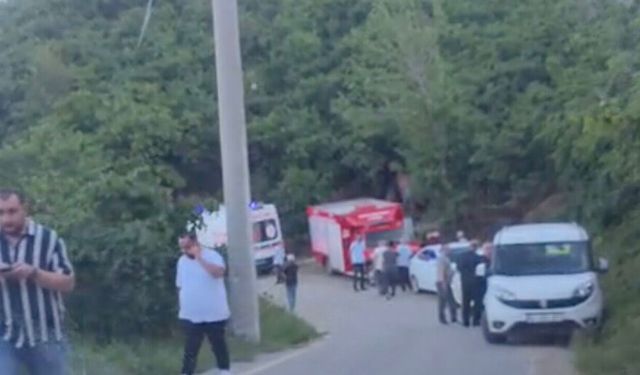 Traktöre bağlı ilaçlama motorunun altında kalan kadın hayatını kaybetti