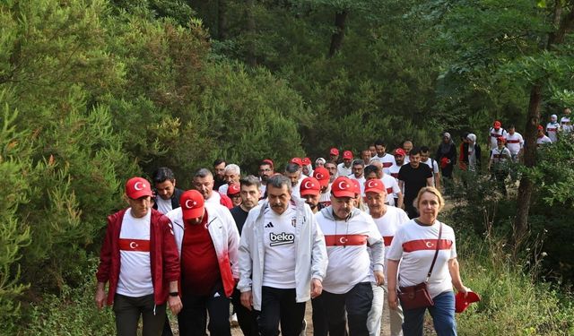 Milli Eğitim Bakanı 'Huzur ve kardeşlik' yürüyüşüne katıldı