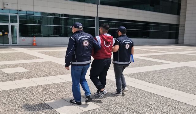Otoyolda 6 düzensiz göçmen yakalandı: Organizatör tutuklandı
