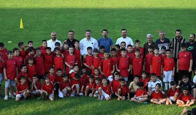 Devrek Belediyespor Futbol Okulu yeni döneme başladı