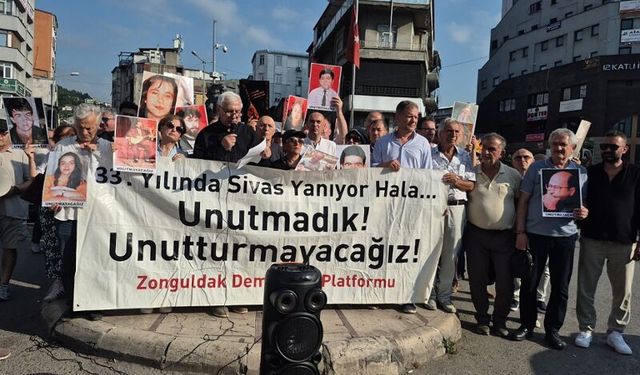 Zonguldak'ta Madımak katliamının 33'üncü yılında adalet ve laiklik çağrısı