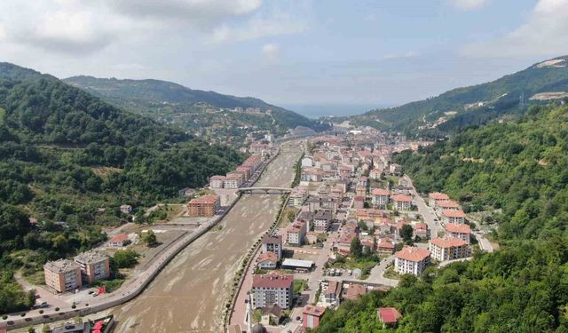Sel felaketinin yıktığı ilçe yeniden inşa edildi