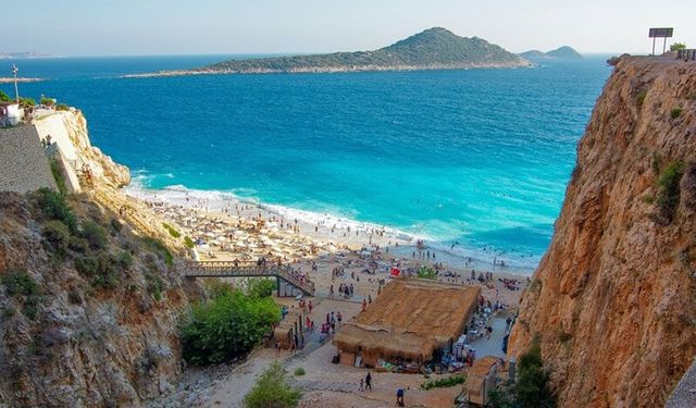 Türkiye Turizm Sektörü Artan Zorluklarla Karşı Karşıya