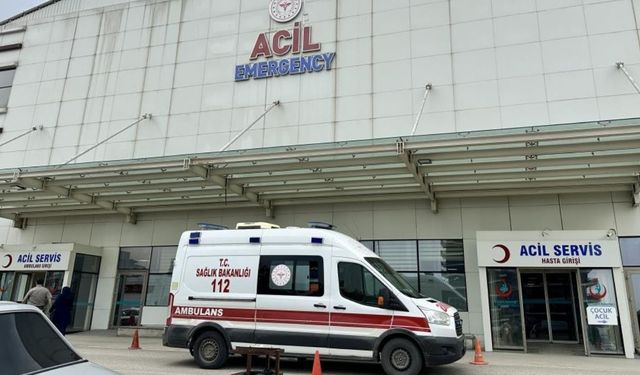 Karbonmonoksit gazından etkilenen 12 işçi hastaneye kaldırıldı