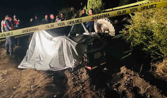 Devrilen traktörün sürücüsü hayatını kaybetti