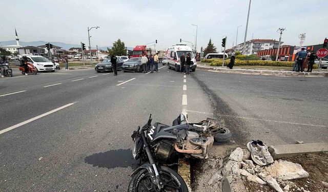 Feci kaza: 2'si ağır 3 yaralı