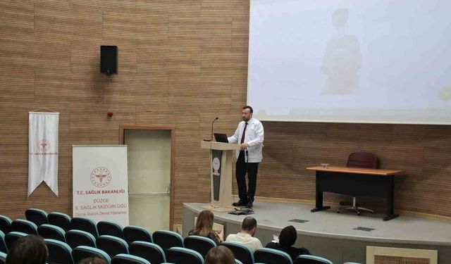 Atatürk Devlet Hastanesi'nde yeni hekimlere acil tıp eğitimi
