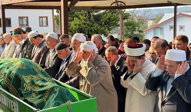 Sevilen iş adamı son yolculuğuna uğurlandı