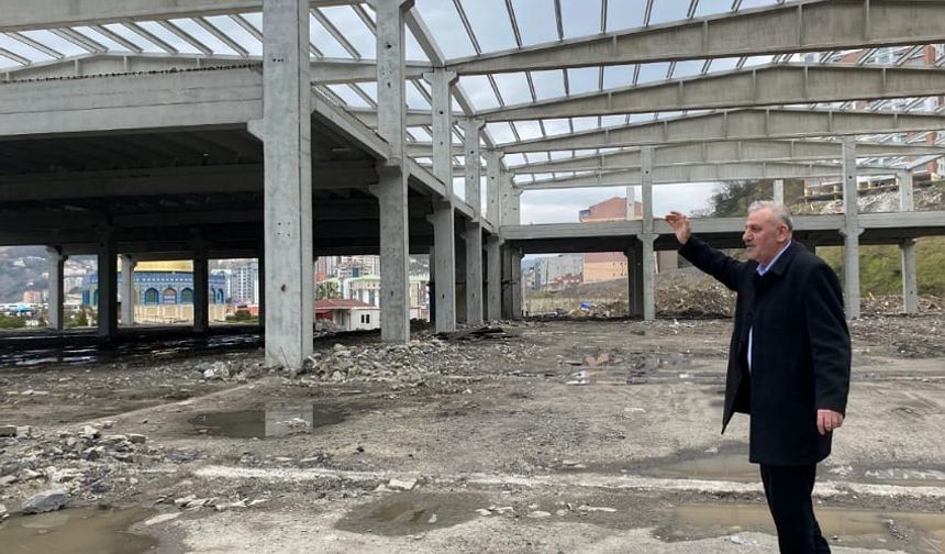 Ali Bektaş, 1500 kişilik olimpik spor salonu inşaatını inceledi