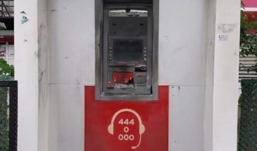 Banka ATM’sini yakmak istediler
