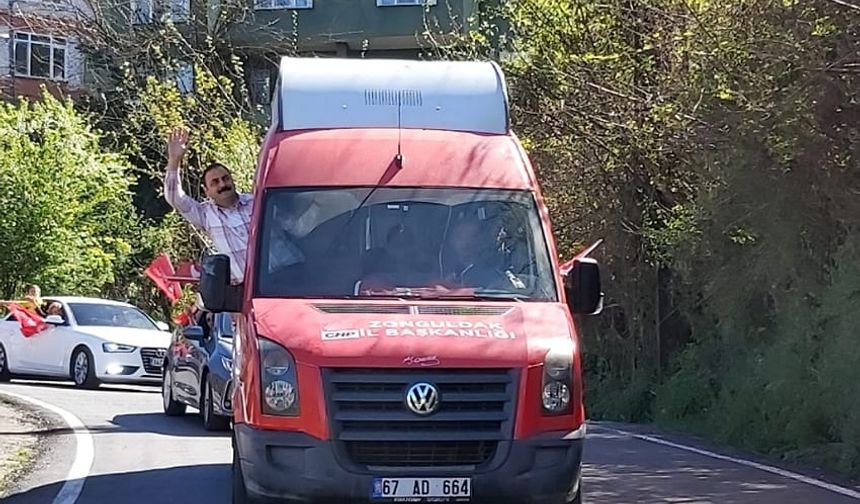 Kozlu'da konvoy: Altuğ Dökmeci halkı selamlıyor