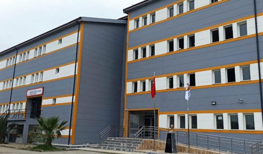 Mesleki ve Teknik Anadolu Lisesi binası yenilendi