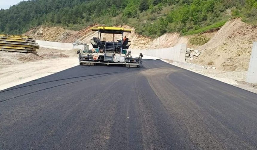 Ereğli-Devrek yolu asfaltlanıyor
