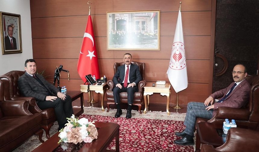 Özcan Ulupınar, Vali Osman Hacıbektaşoğlu’nu ziyaret etti