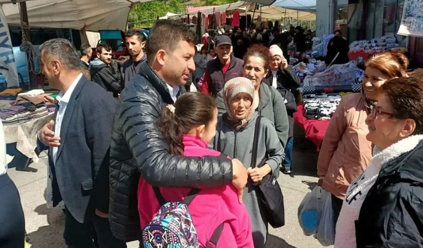 Başkan Kamil Altun'a, Sosyete Pazarı'nda sevgi seli