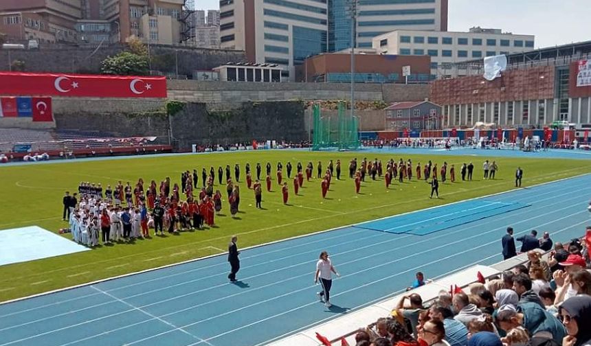 Zonguldak'ta 19 Mayıs coşkusu yaşandı