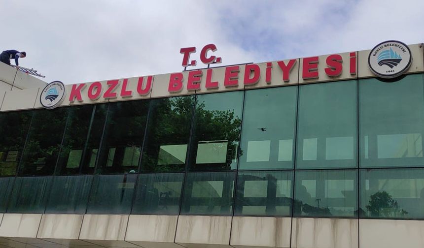 Kozlu Belediyesi'ne T.C. eklendi: Bir daha inmeyecek