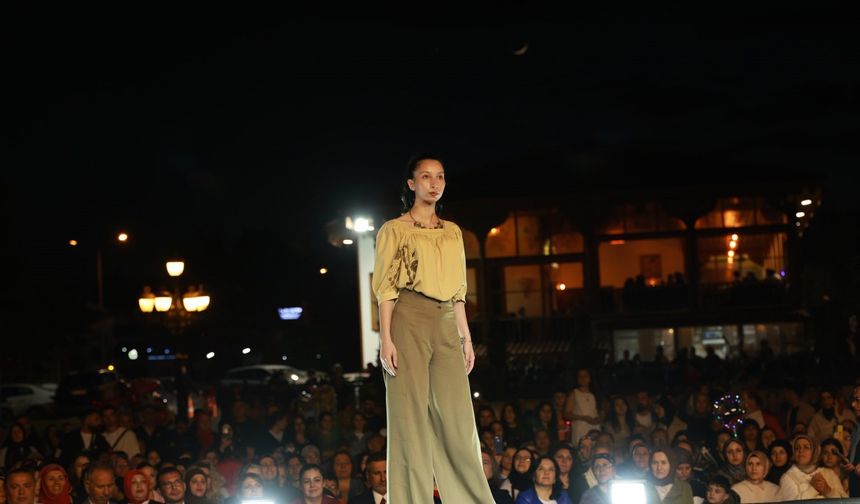 BELMEK’ten kültürel moda şöleni