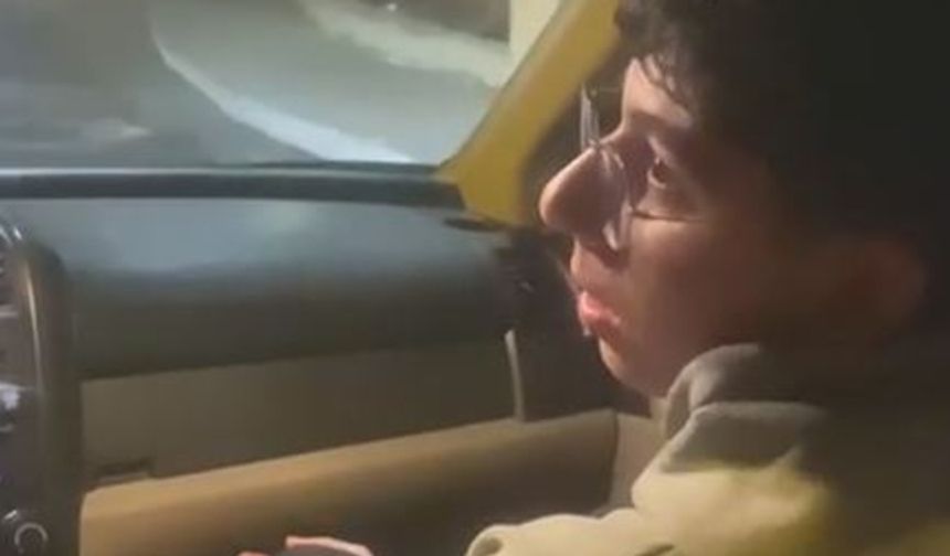 Öğrencilerin otostop çekip aracına binerek ‘Dayı’ dedikleri sürücü rektör çıktı