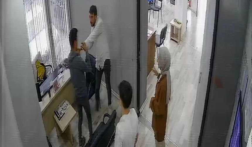 Nefes borusuna erik parçası kaçan Salim Can Ateş, Heimlich manevrasıyla kurtarıldı