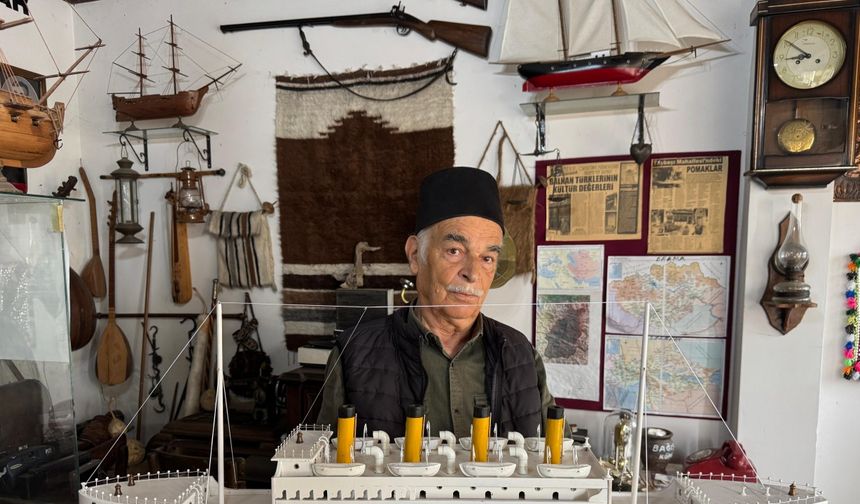 Emekli marangoz, dünyaca ünlü gemilerin maketini yapıp atölyesinde sergiliyor