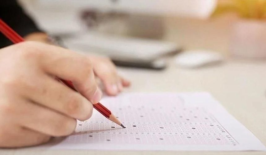 Zonguldak Özel Bahçeşehir Fen Lisesi LGS yüzdelik dilim ortalaması %2,72