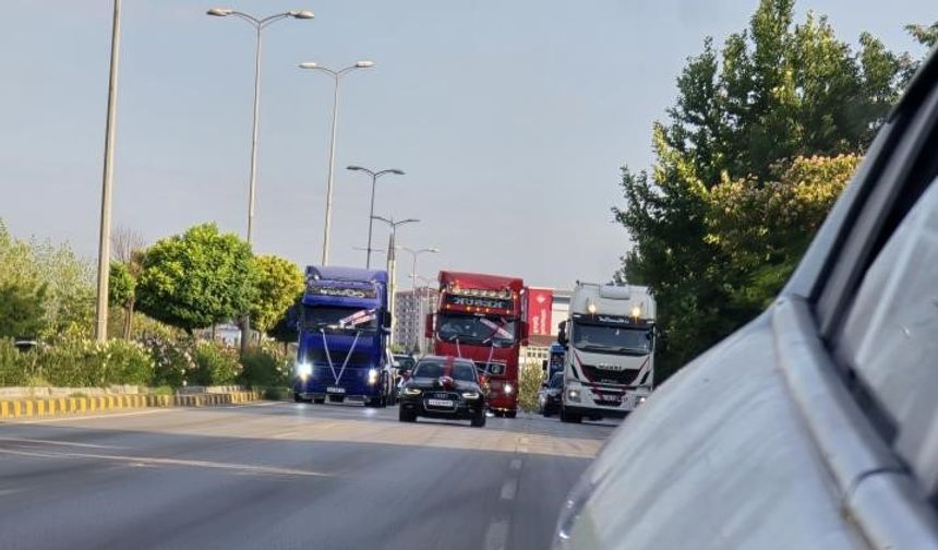 Düğün konvoyundaki 3 sürücüye 8 bin 487 lira ceza