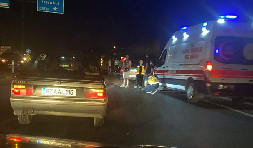 İki otomobil çarpıştı: Yaralılar var