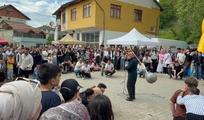 Kurban Bayramı'nda çocuklar gibi eğlendiler