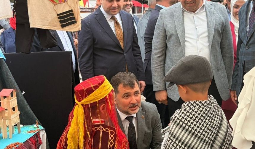 Eğitim ve Kültür Şenliği yoğun ilgi gördü