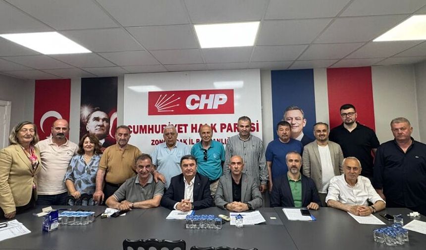 CHP'li Zonguldak Belediye Meclisi üyelerinden deklarasyon: Özgür Özel'i destekliyoruz