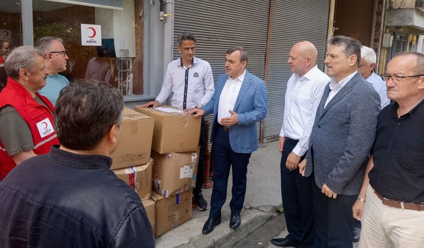 İş insanlarından Kızılay'a destek