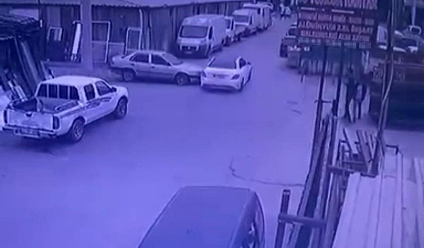 Aynı sokakta peş peşe kazalar