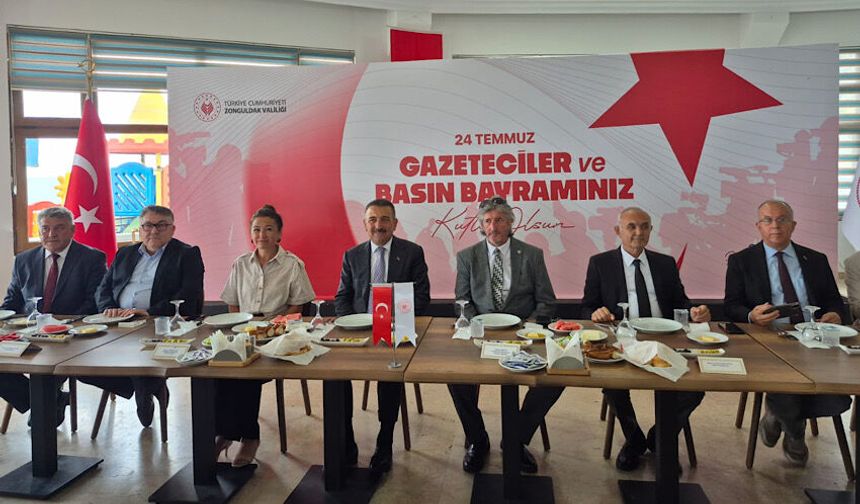 Zonguldak Valisi Osman Hacıbektaşoğlu 24 Temmuz Bayramında basınla buluştu