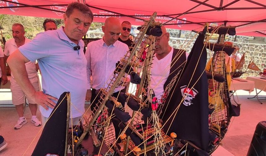 Liman Arkası'nda Gemi Maketi Sergisi sanatseverlerle buluştu